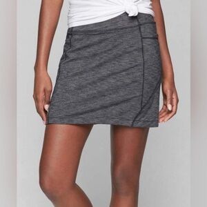 Athleta Excursion Skort Women’s XXS stretch gray active hiking tennis pockets